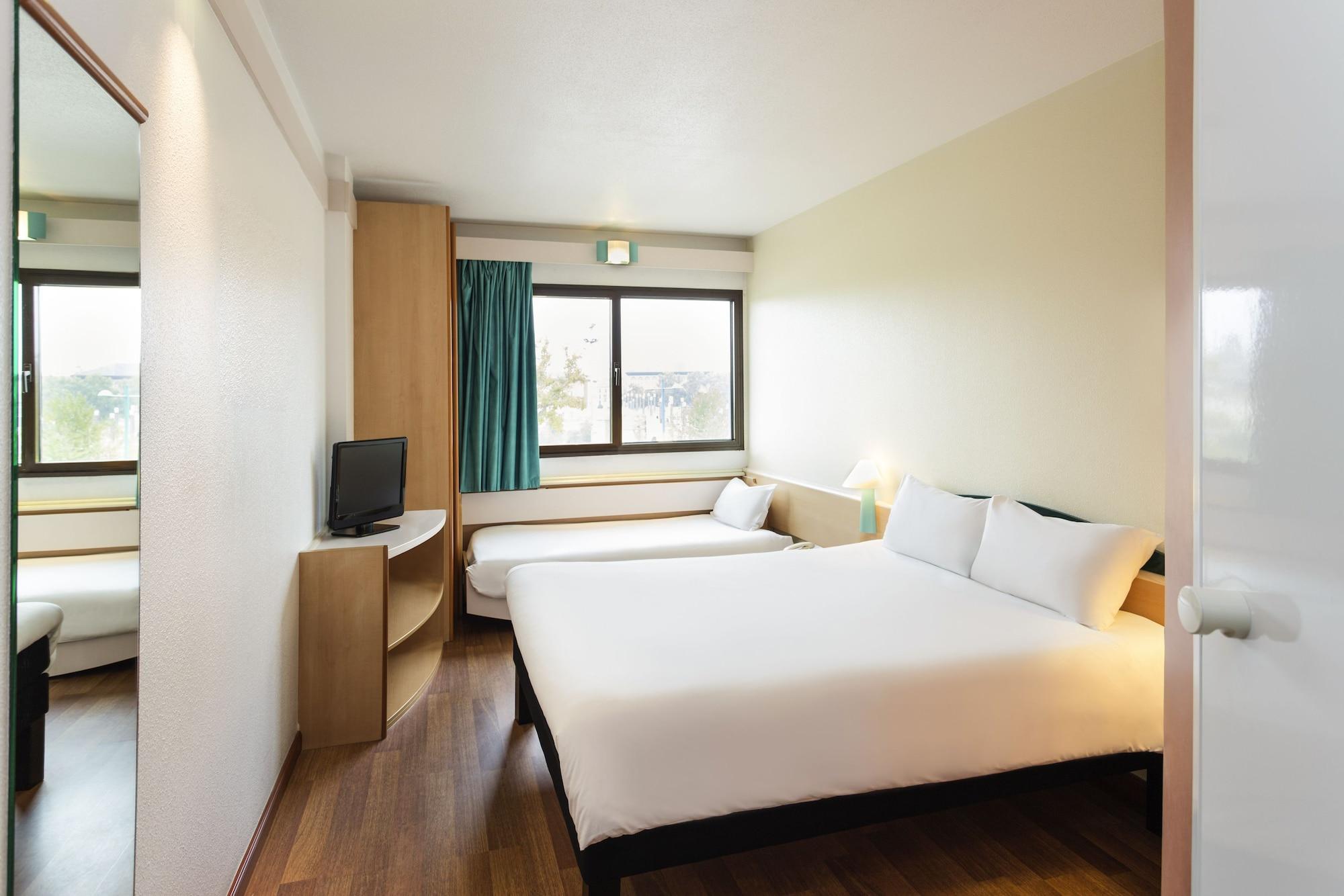 Отель Ibis Jerez De La Frontera Cadiz Экстерьер фото