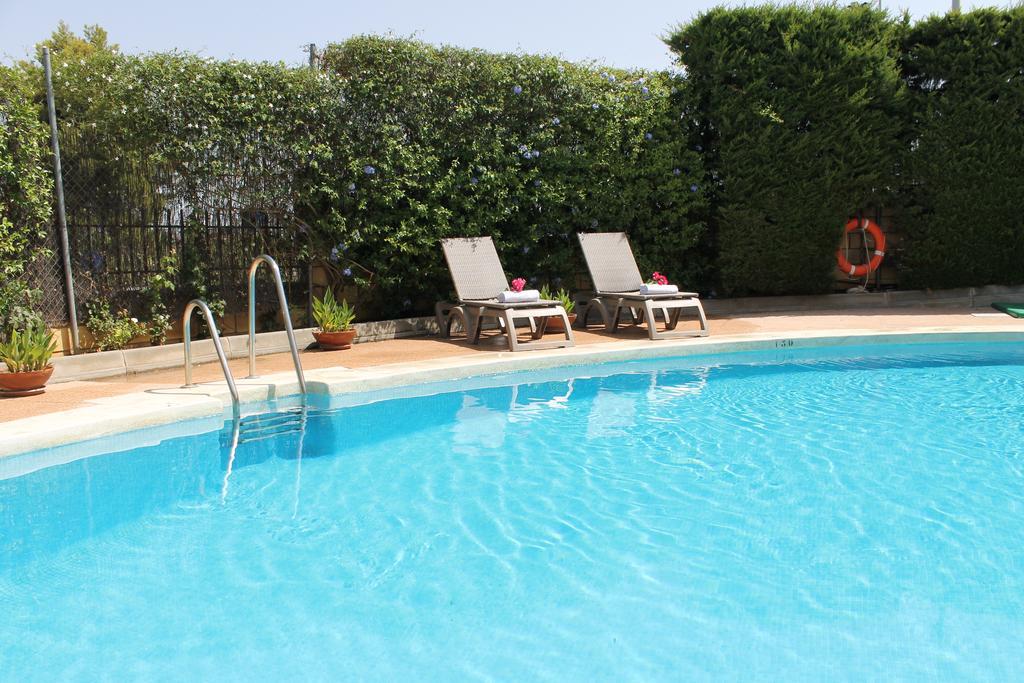 Отель Ibis Jerez De La Frontera Cadiz Экстерьер фото
